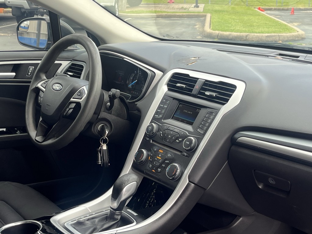 2015 Ford Fusion Image 14