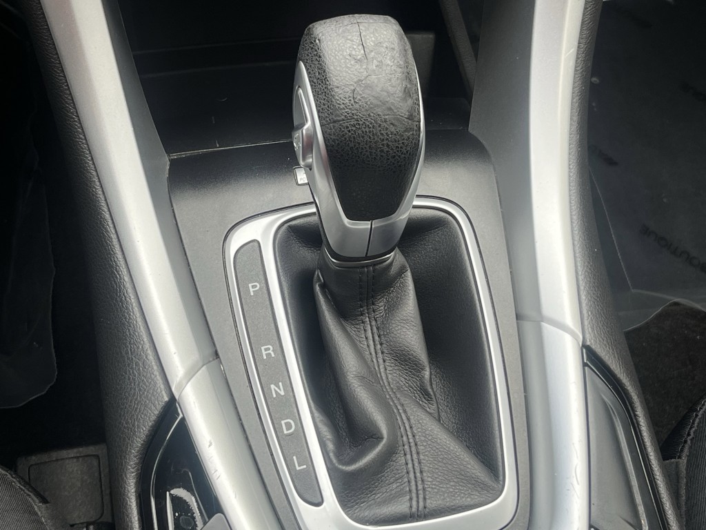 2015 Ford Fusion Image 22