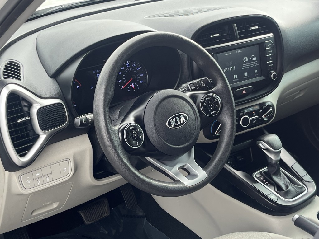 2021 Kia Soul Image 13