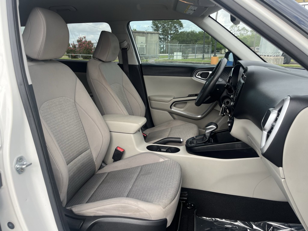 2021 Kia Soul Image 28