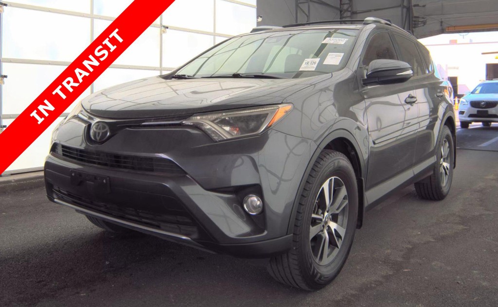 2017 Toyota Rav4 Image 1