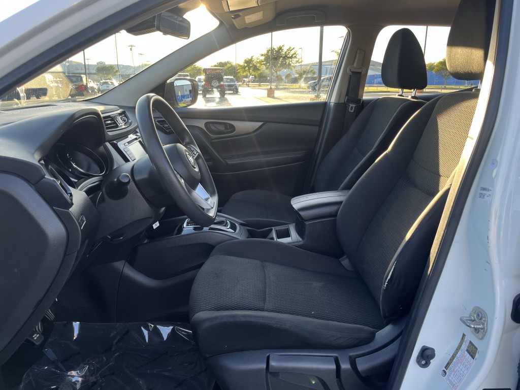 2021 Nissan Rogue Image 26