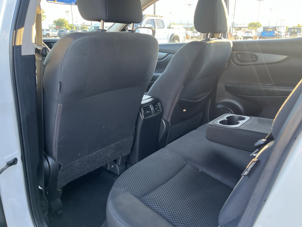 2021 Nissan Rogue Image 29