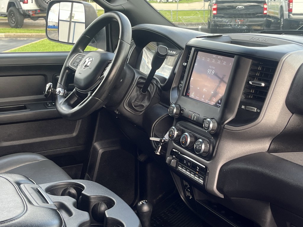 2021 RAM 3500 Image 13