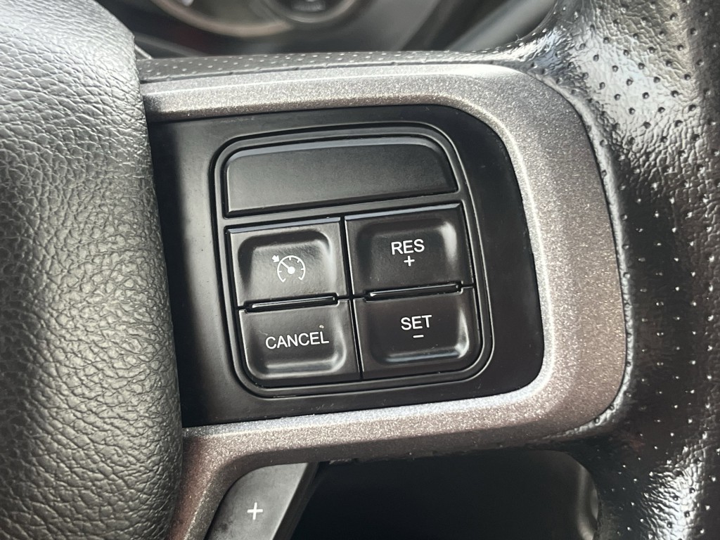 2021 RAM 3500 Image 17