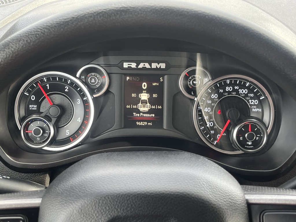 2021 RAM 3500 Image 18