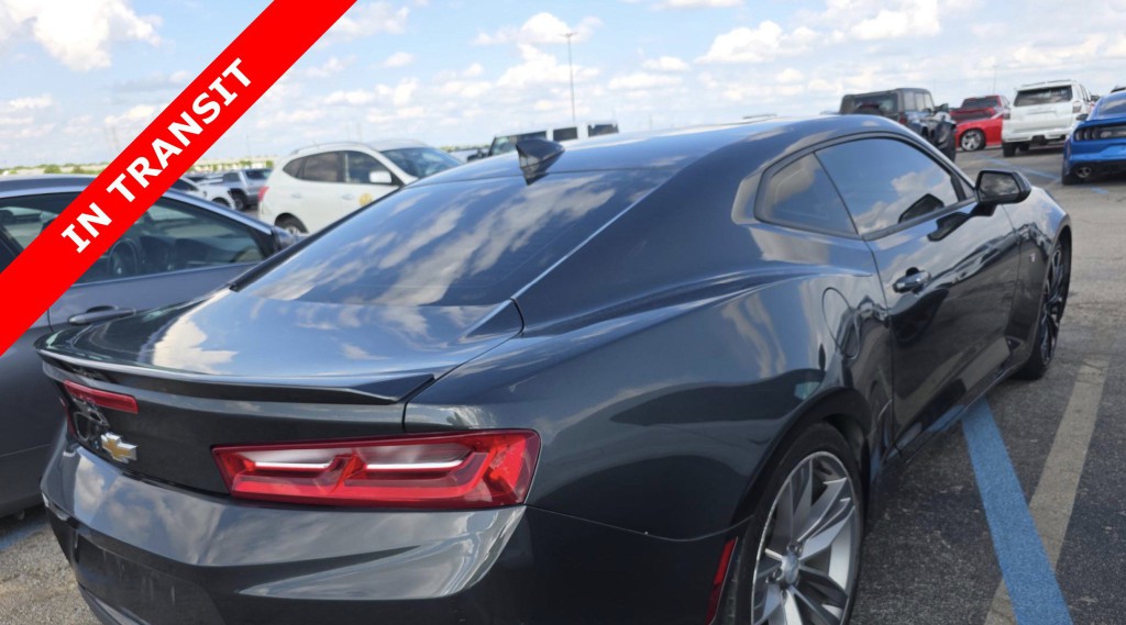 2018 Chevrolet Camaro Image 5