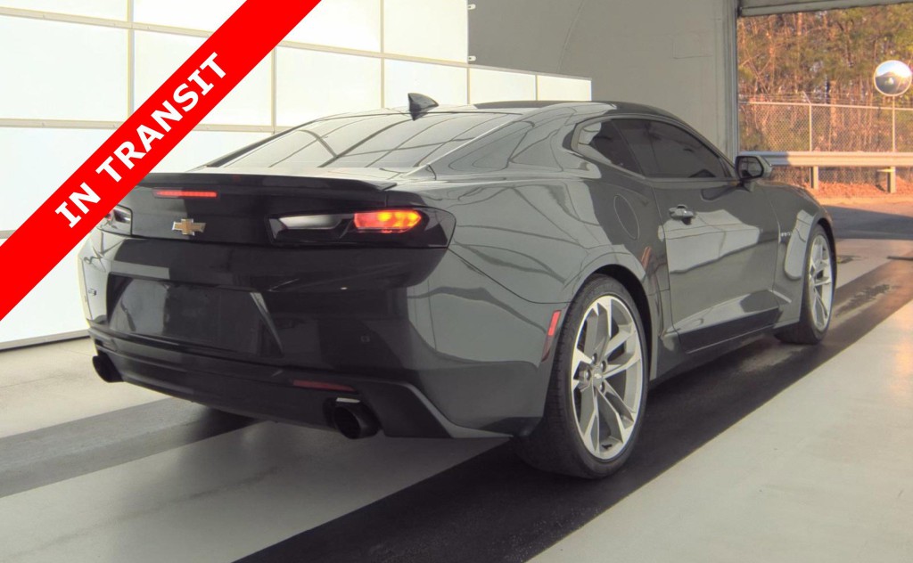 2017 Chevrolet Camaro Image 6