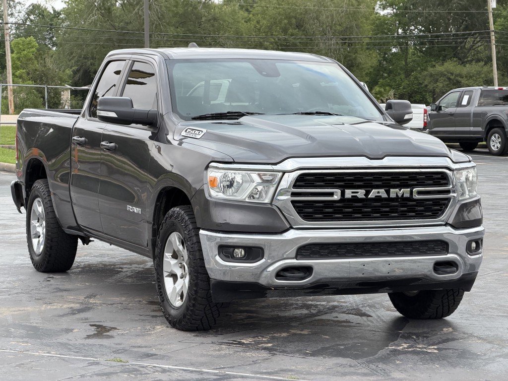 2022 RAM 1500 Image 3
