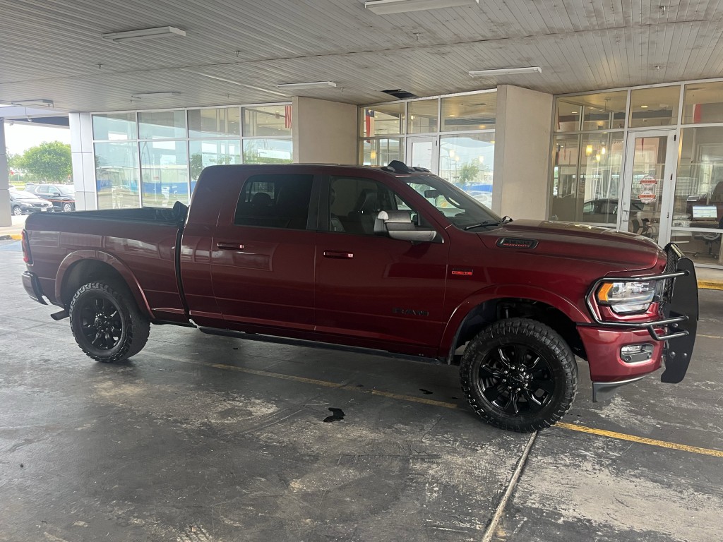 2021 RAM 3500 Image 10