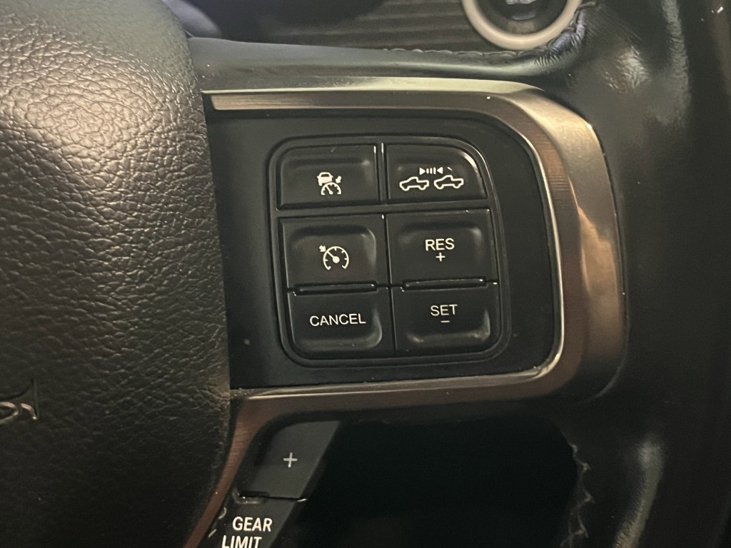 2021 RAM 3500 Image 17