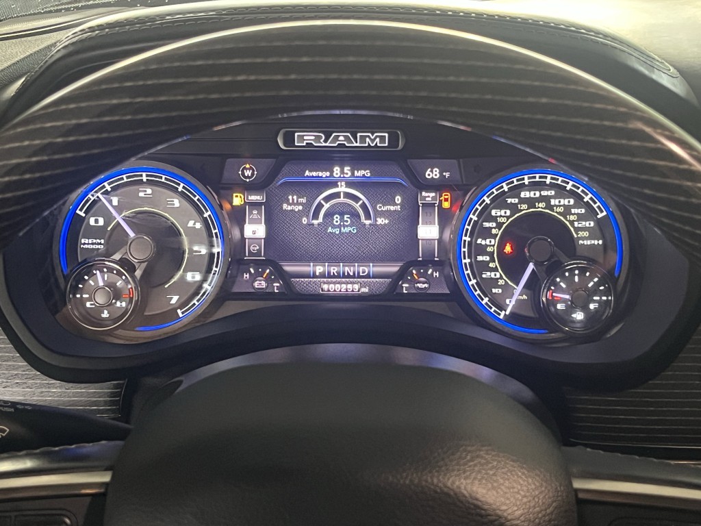 2021 RAM 3500 Image 18