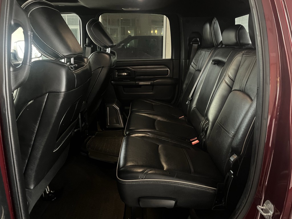 2021 RAM 3500 Image 28