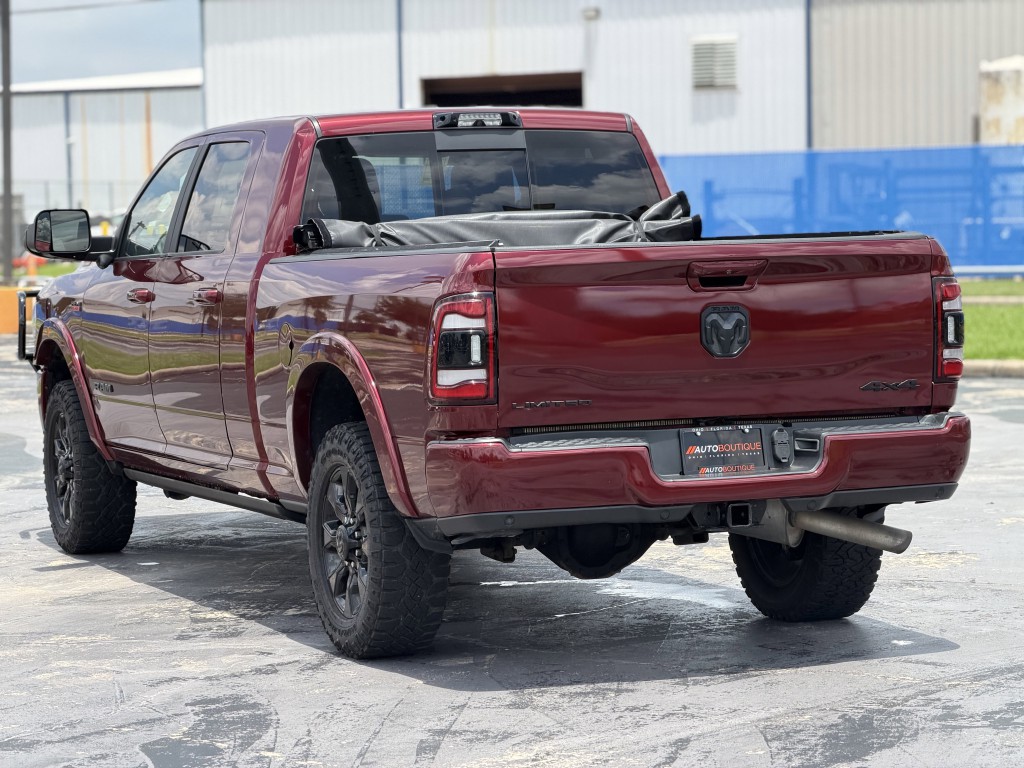 2021 RAM 3500 Image 9