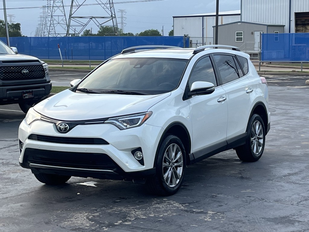 2017 Toyota Rav4 Image 5