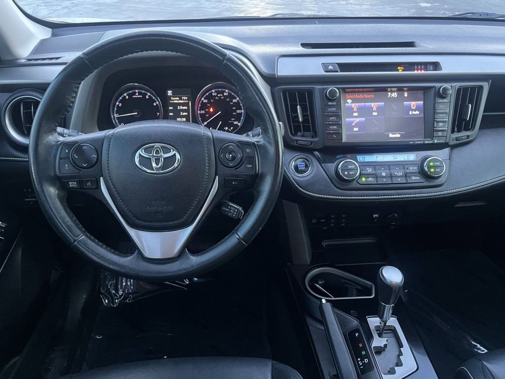 2017 Toyota Rav4 Image 19