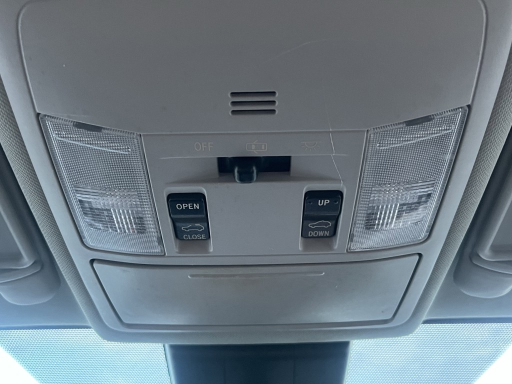 2017 Toyota Rav4 Image 26