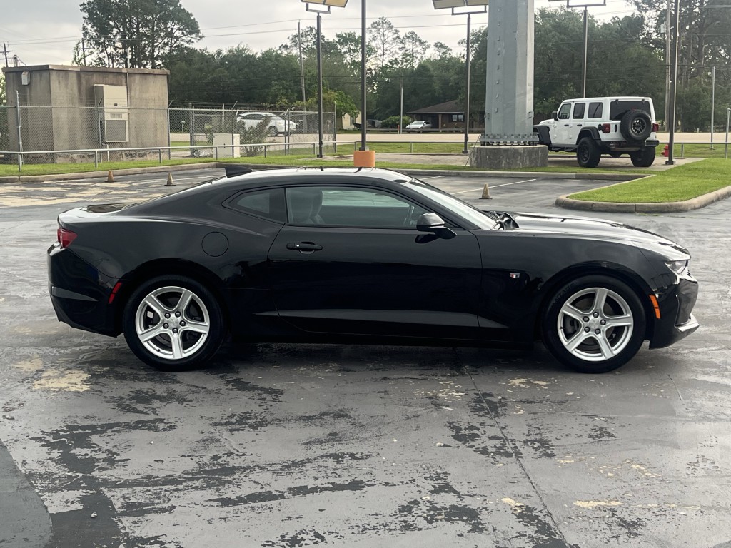 2023 Chevrolet Camaro Image 10