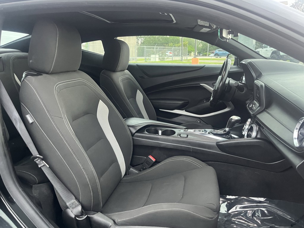 2023 Chevrolet Camaro Image 27
