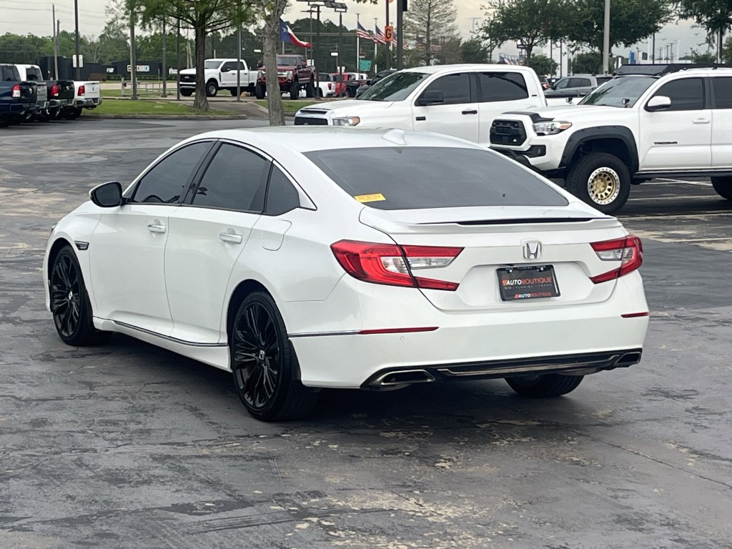 2018 Honda Accord Image 8