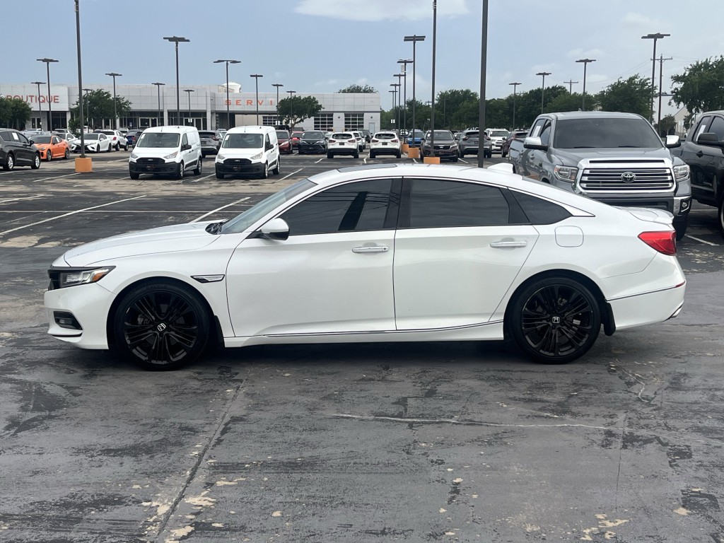2018 Honda Accord Image 10