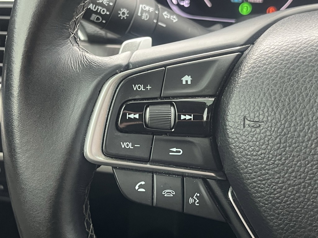 2018 Honda Accord Image 16