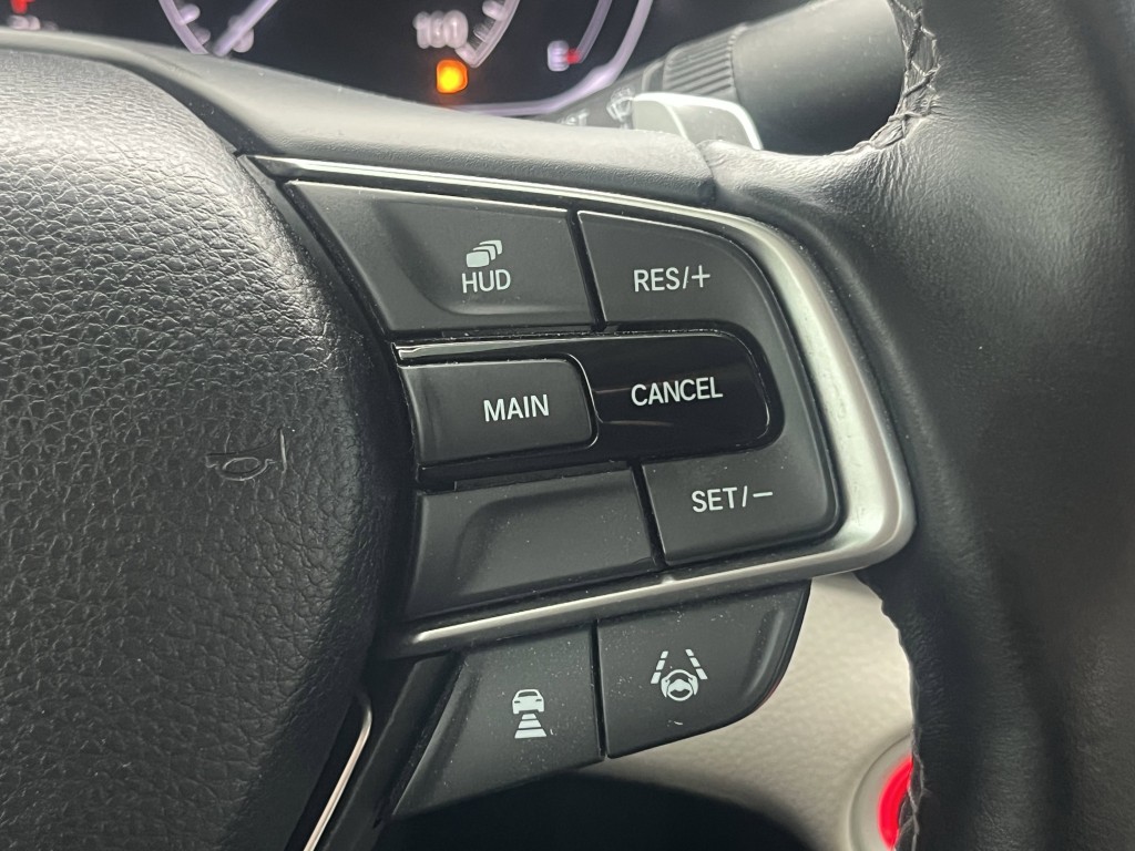 2018 Honda Accord Image 17