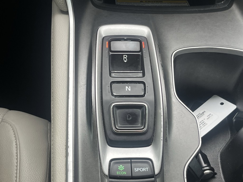 2018 Honda Accord Image 19