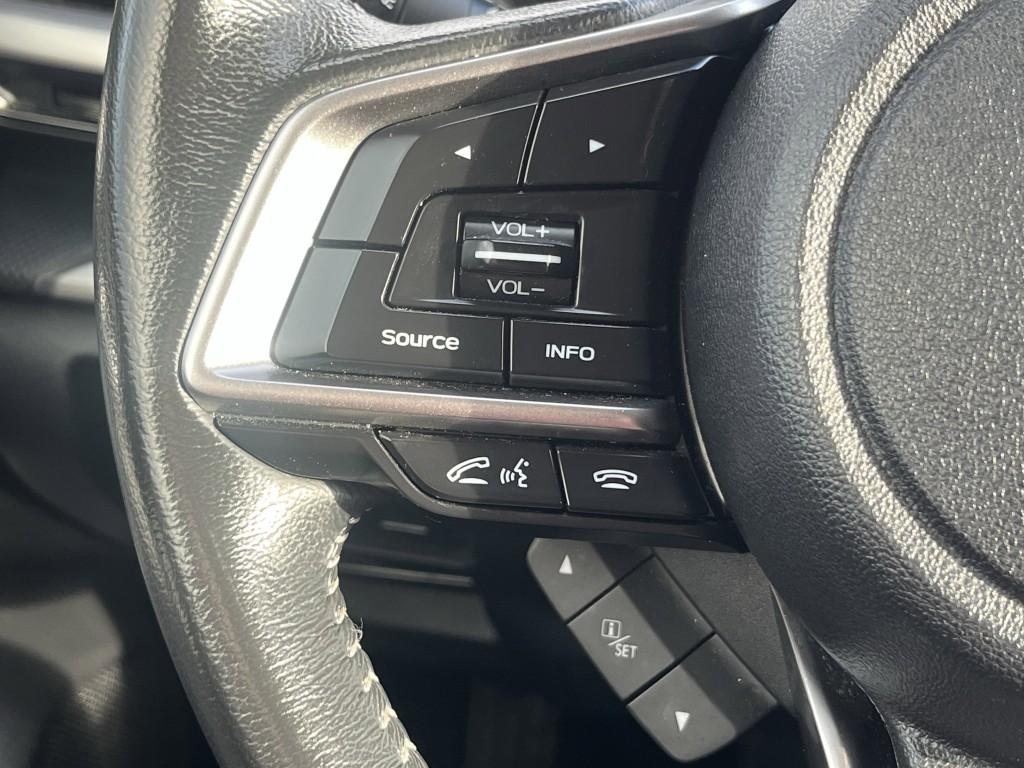 2022 Subaru Forester Image 18