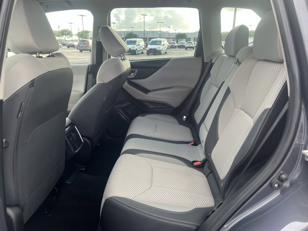 2022 Subaru Forester Image 30