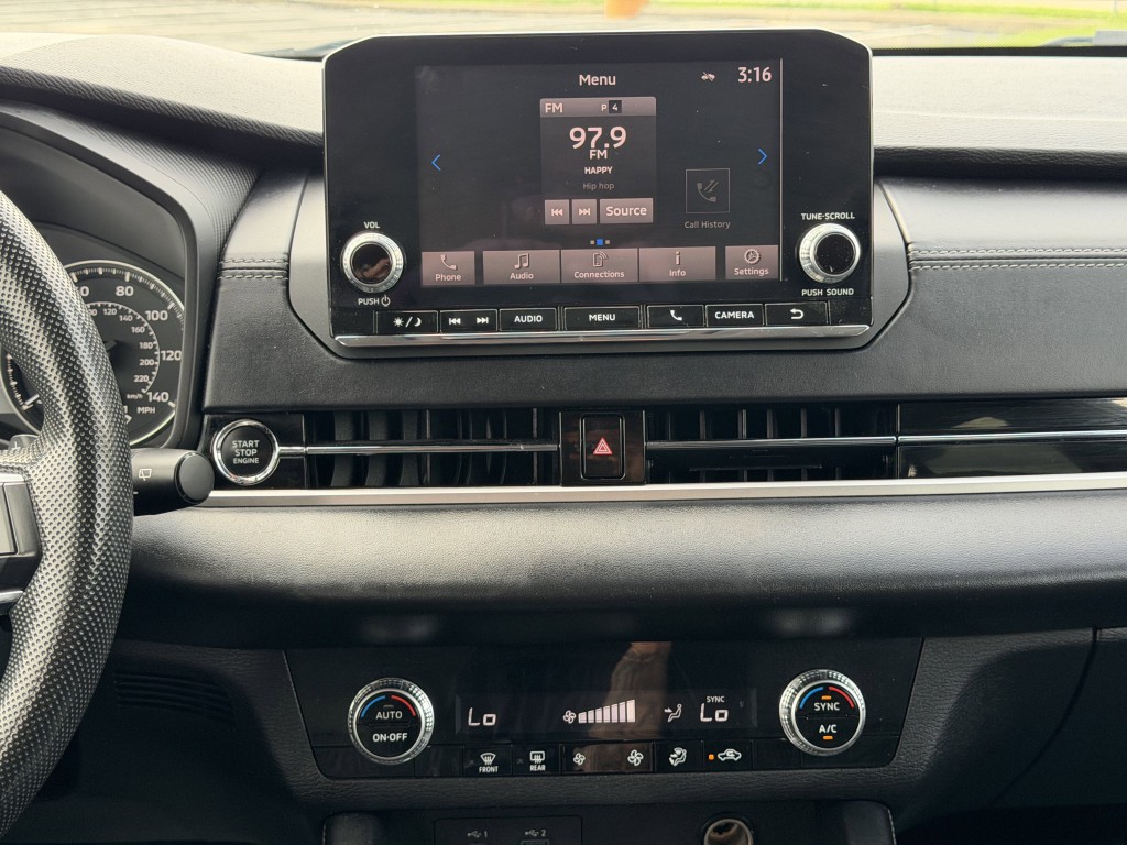 2022 Mitsubishi Outlander Image 17