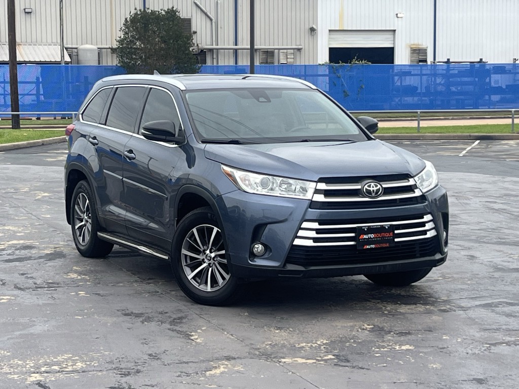 2019 Toyota Highlander Image 3