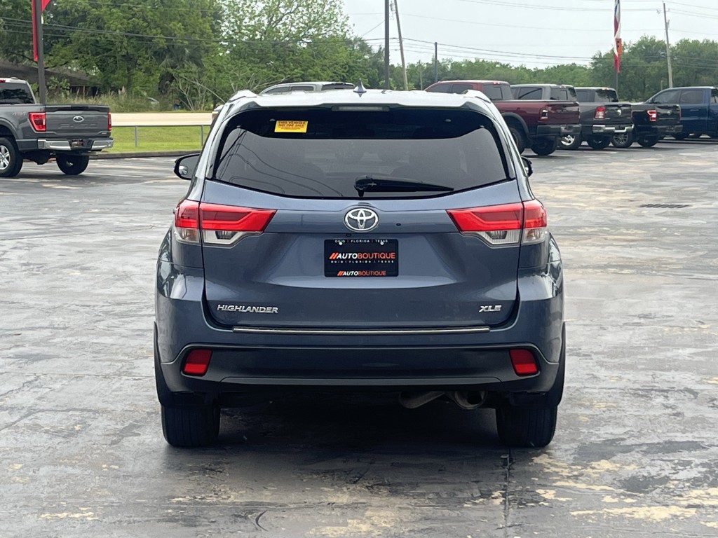 2019 Toyota Highlander Image 7
