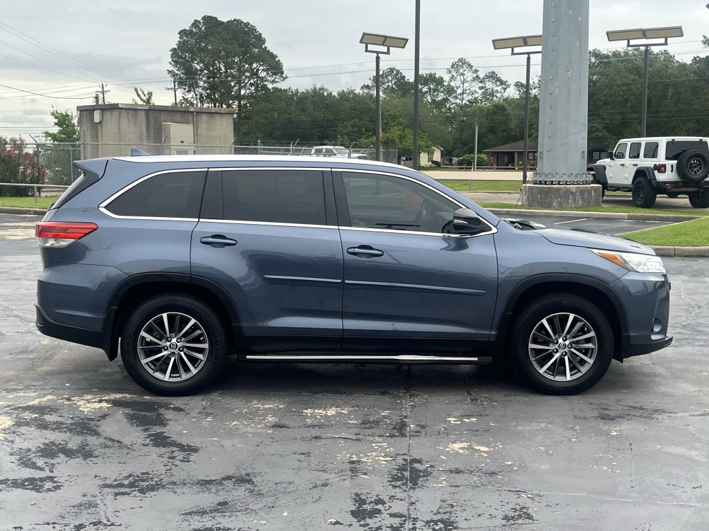 2019 Toyota Highlander Image 10