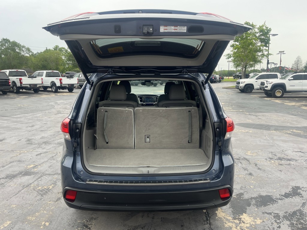 2019 Toyota Highlander Image 11