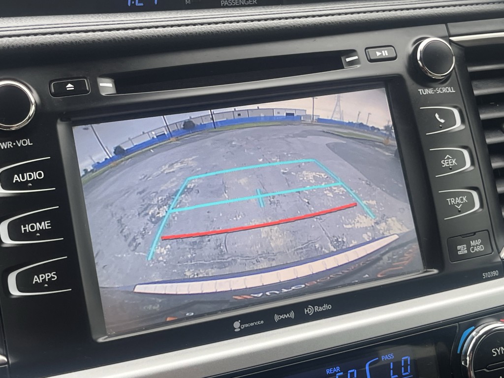 2019 Toyota Highlander Image 23