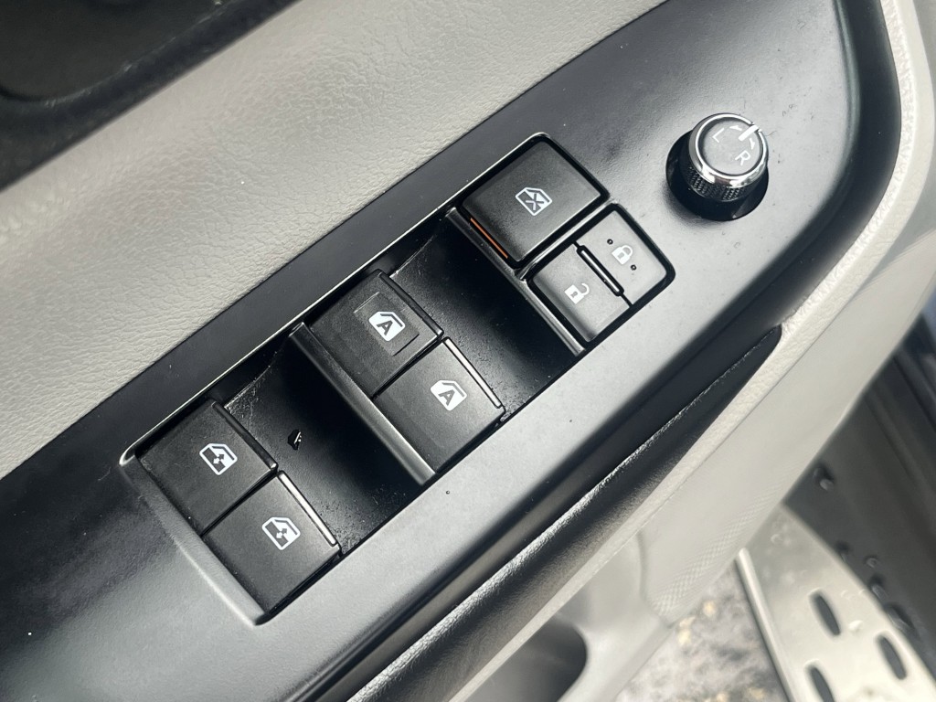 2019 Toyota Highlander Image 28
