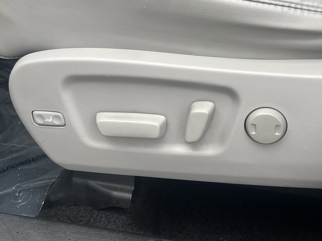 2019 Toyota Highlander Image 29