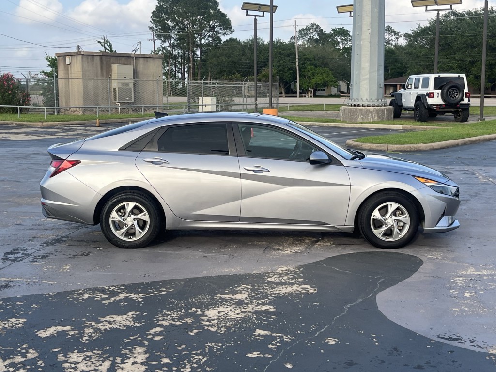 2021 Hyundai Elantra Image 10