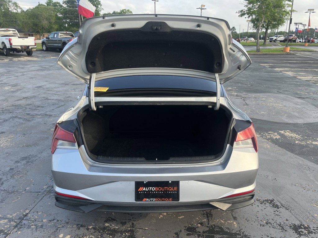 2021 Hyundai Elantra Image 11