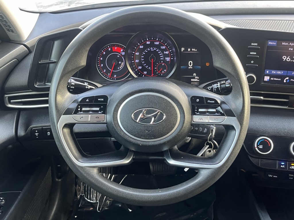 2021 Hyundai Elantra Image 17
