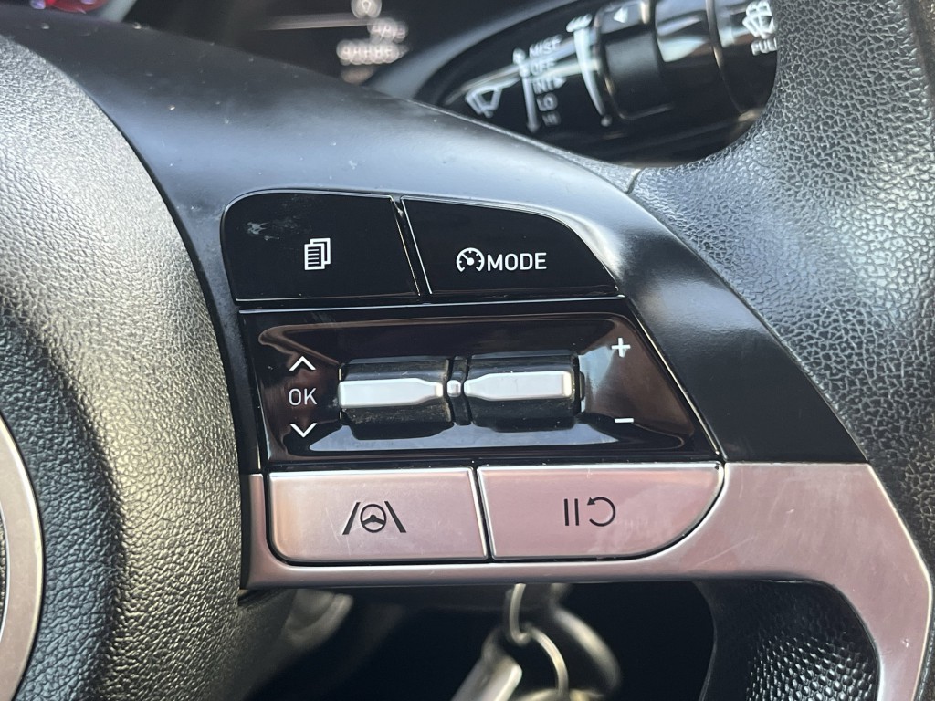 2021 Hyundai Elantra Image 19