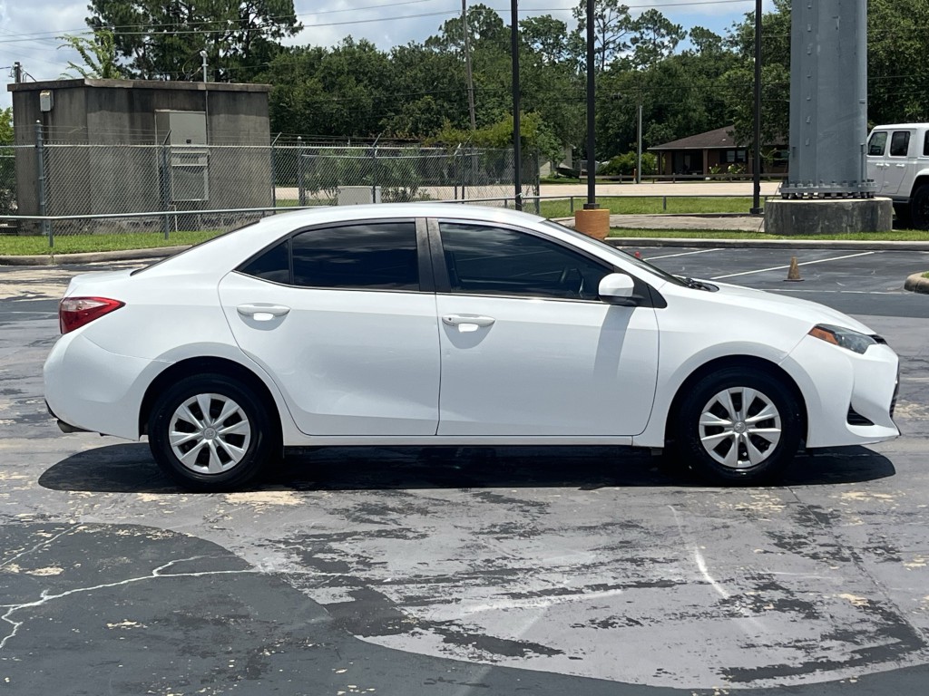 2019 Toyota Corolla Image 10