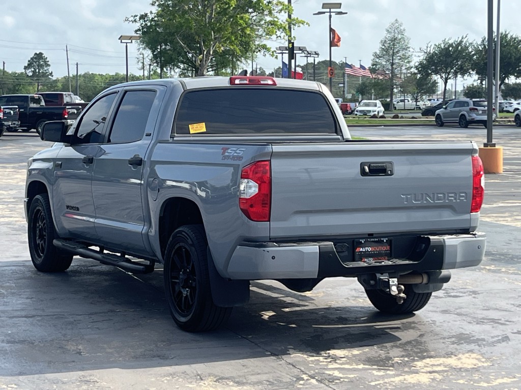 2021 Toyota Tundra Image 9