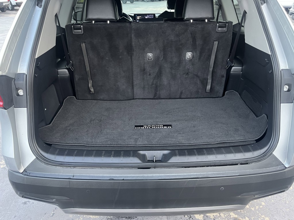 2024 Toyota Highlander Image 10