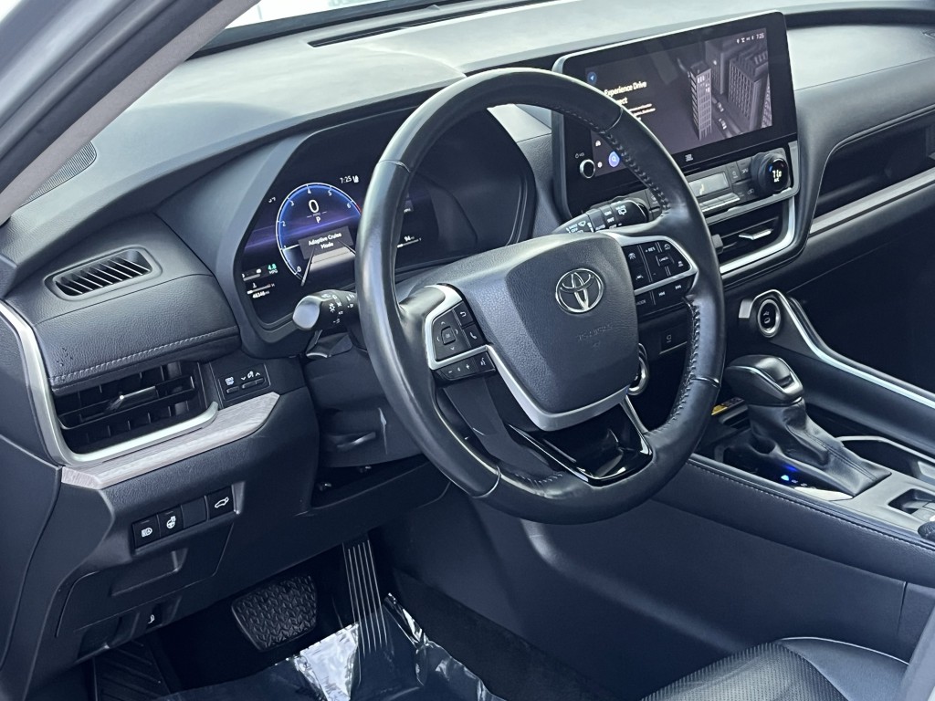 2024 Toyota Highlander Image 13