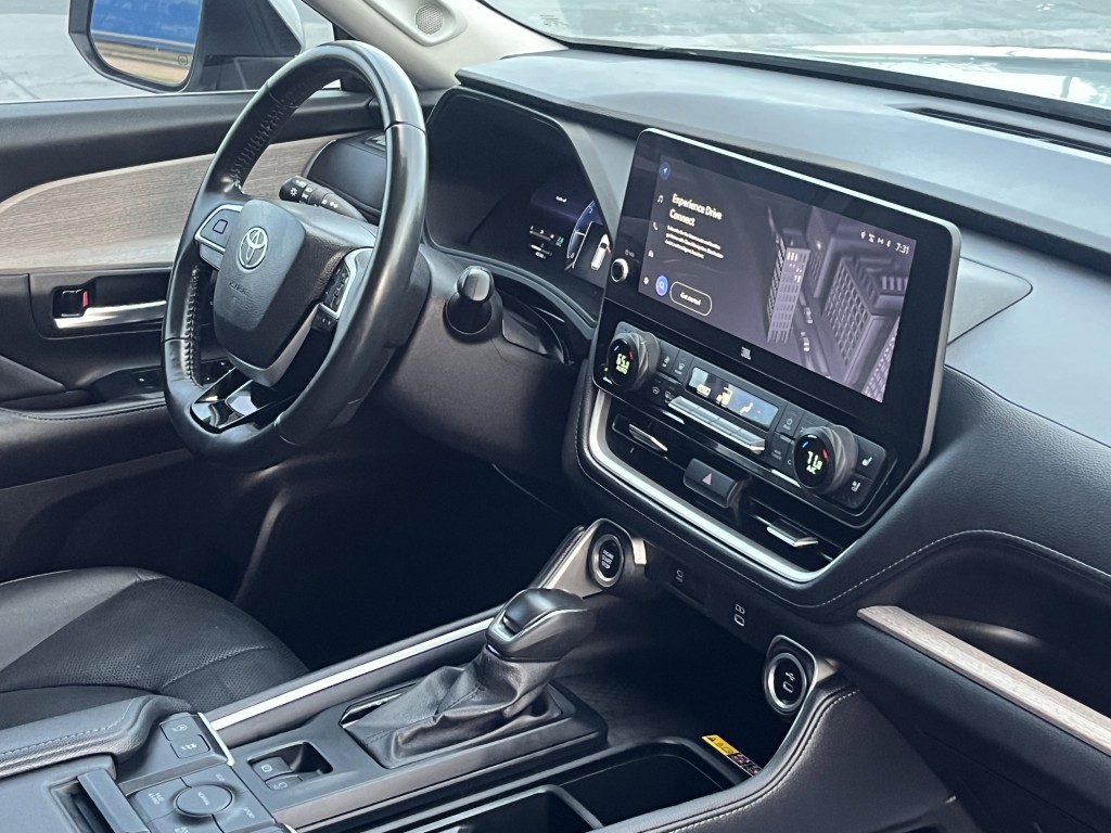 2024 Toyota Highlander Image 14