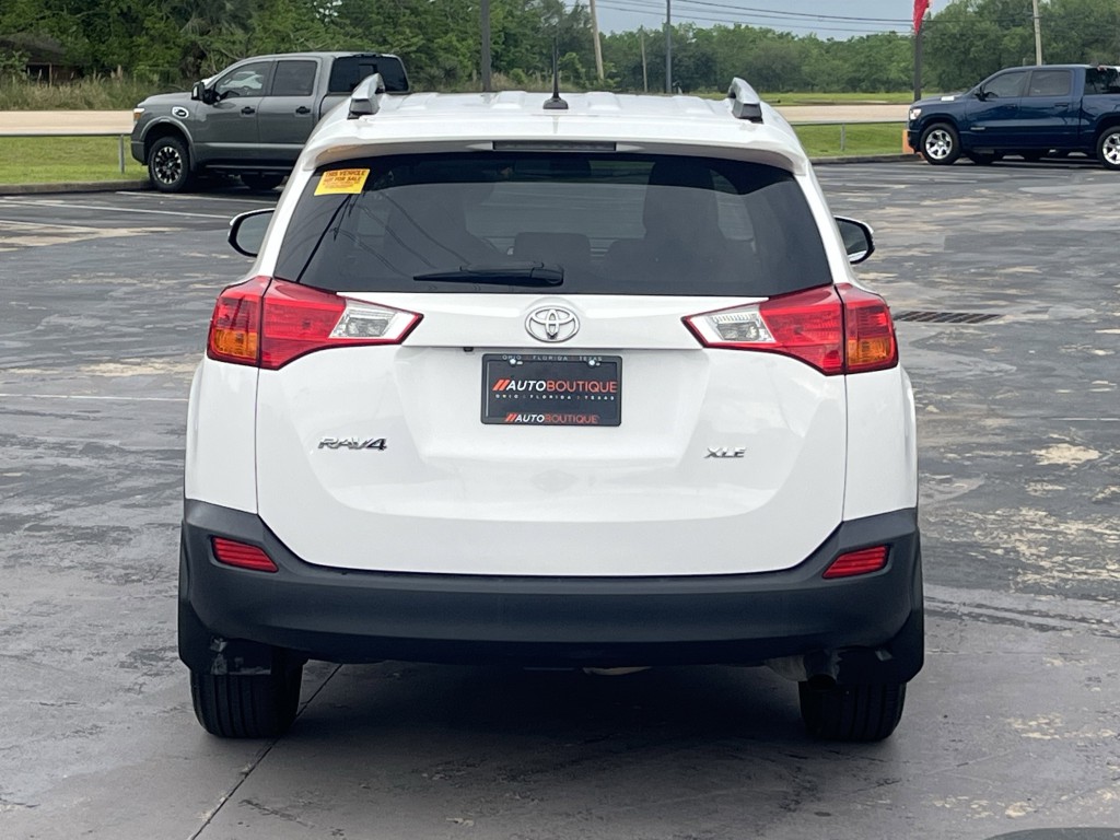 2015 Toyota Rav4 Image 7