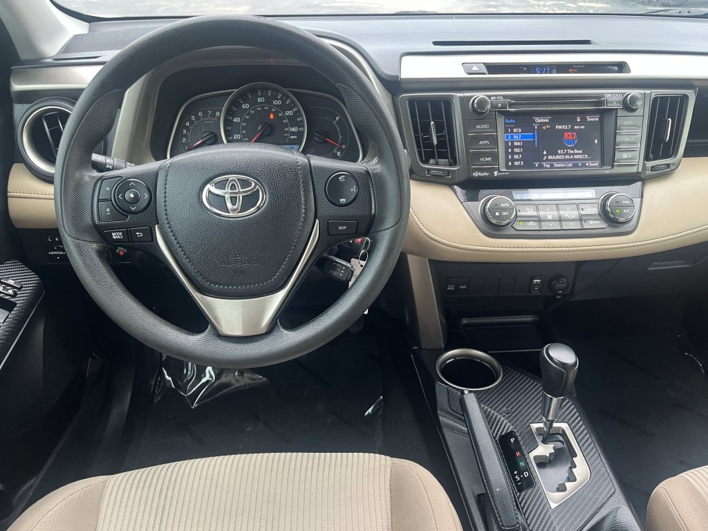 2015 Toyota Rav4 Image 16