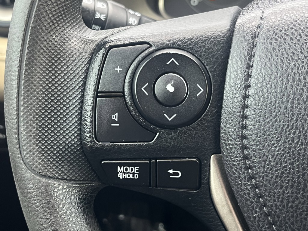 2015 Toyota Rav4 Image 18